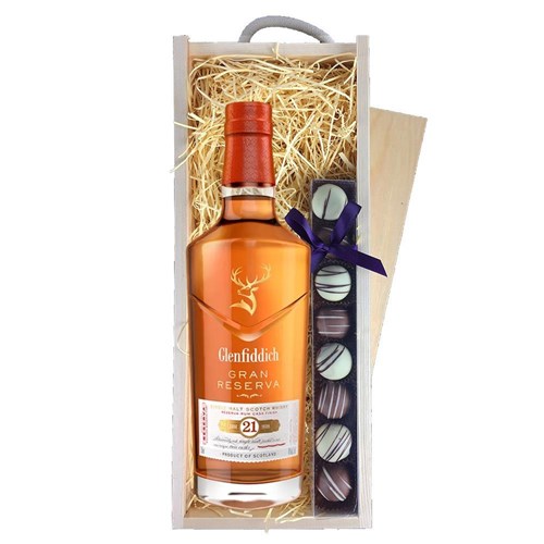 Glenfiddich 21 Year Old Gran Reserve Whisky 70cl & Heart Truffles, Wooden Box